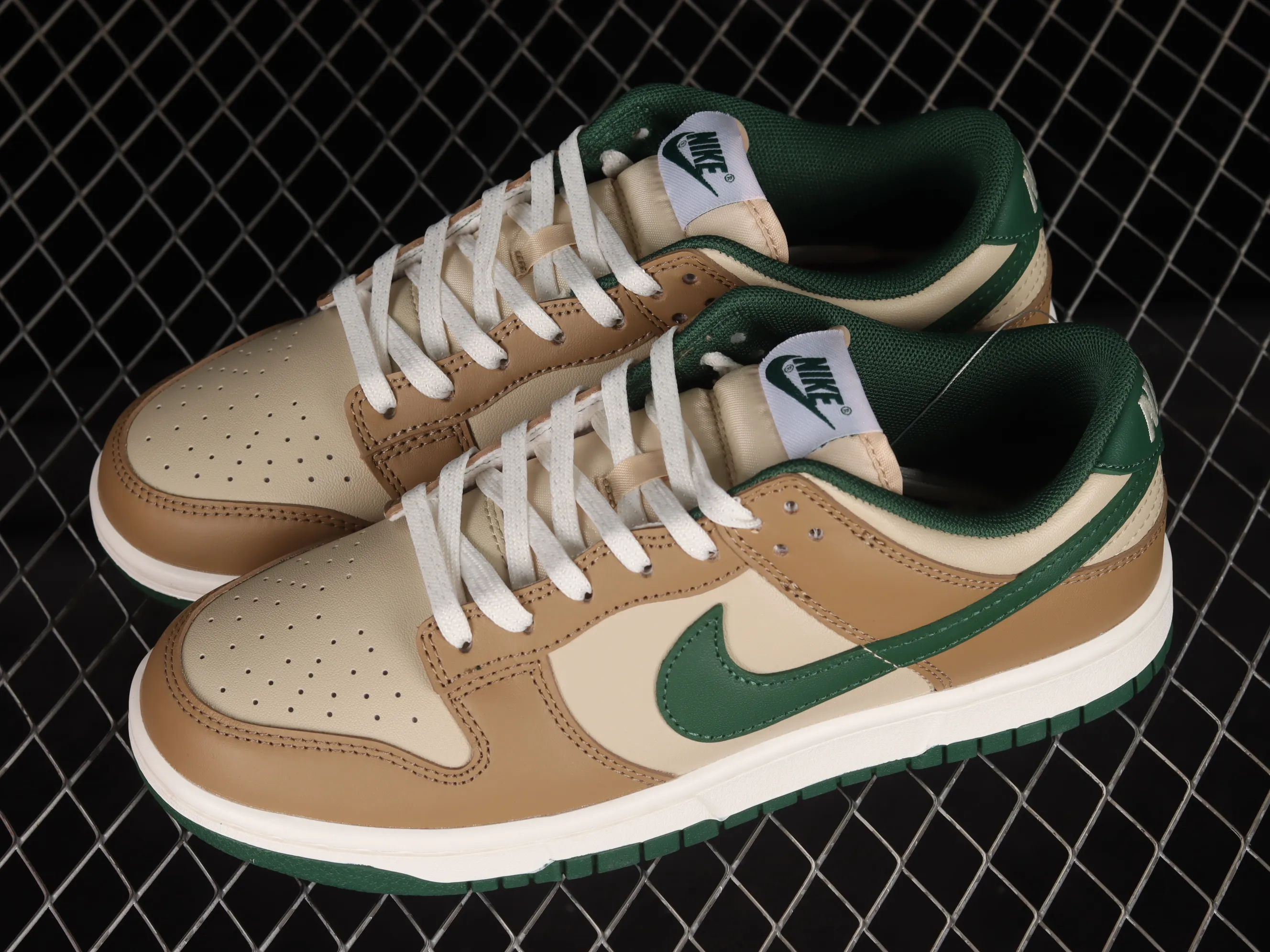 All categories Nk SB Dunk series Nk SB Dunk Low low-top sneakers J version Nk Dunk Low "Tans" retro green SB low-top sports and leisure sneakers FB7160-231